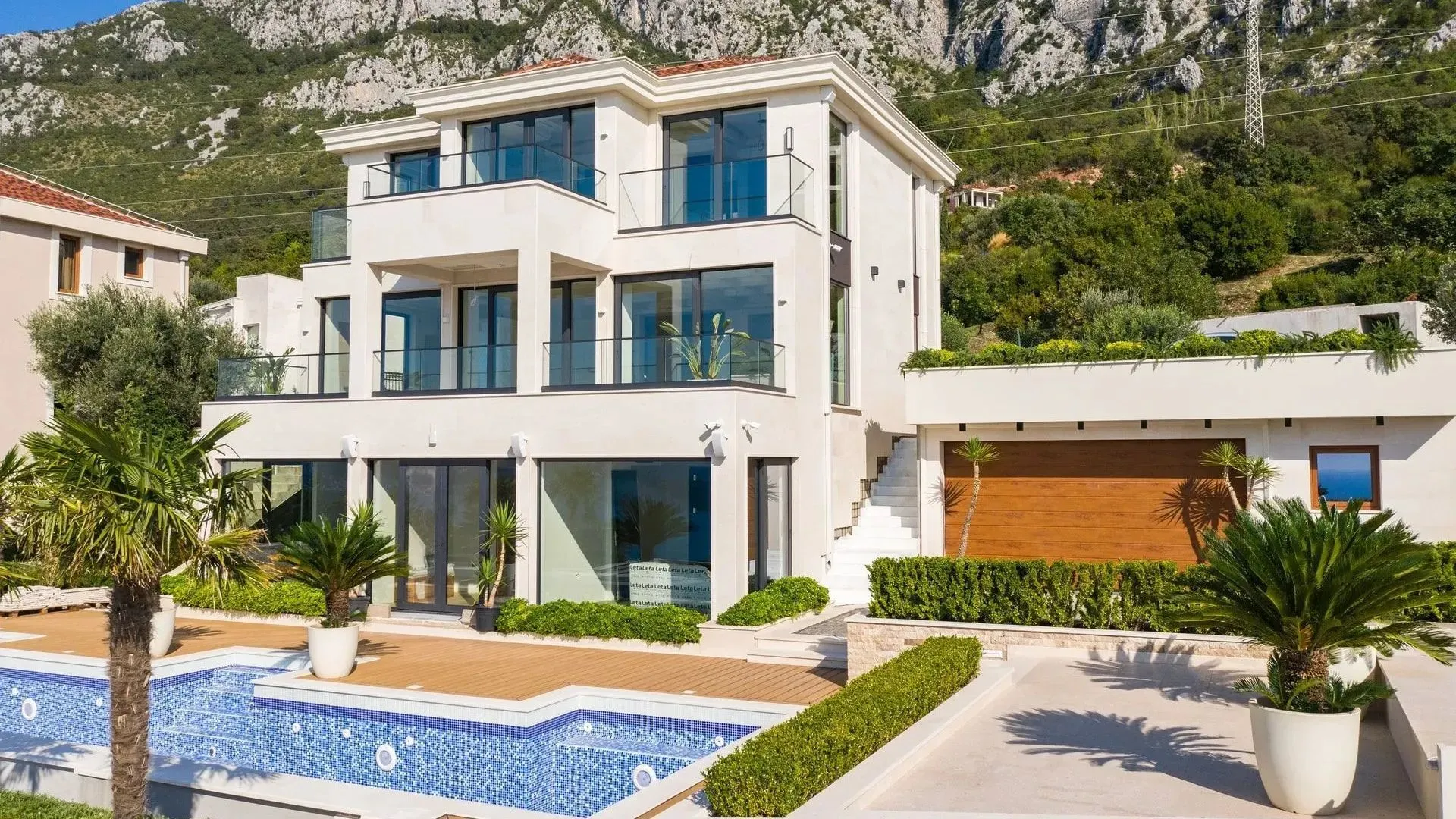 Sale, house, 400m², Blizikuće, Budva