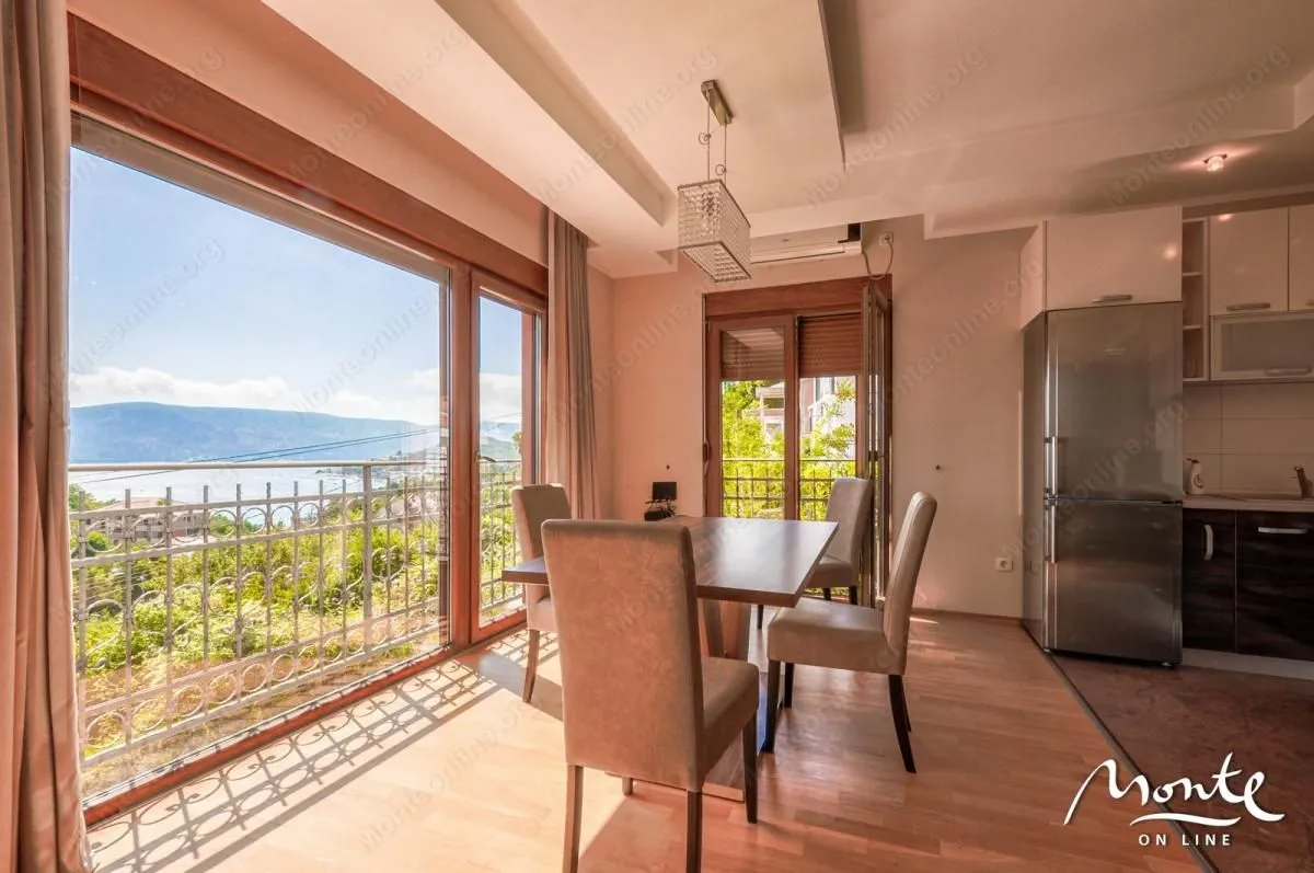 Prodaja, kuća, 227m², Zelenika, Herceg Novi