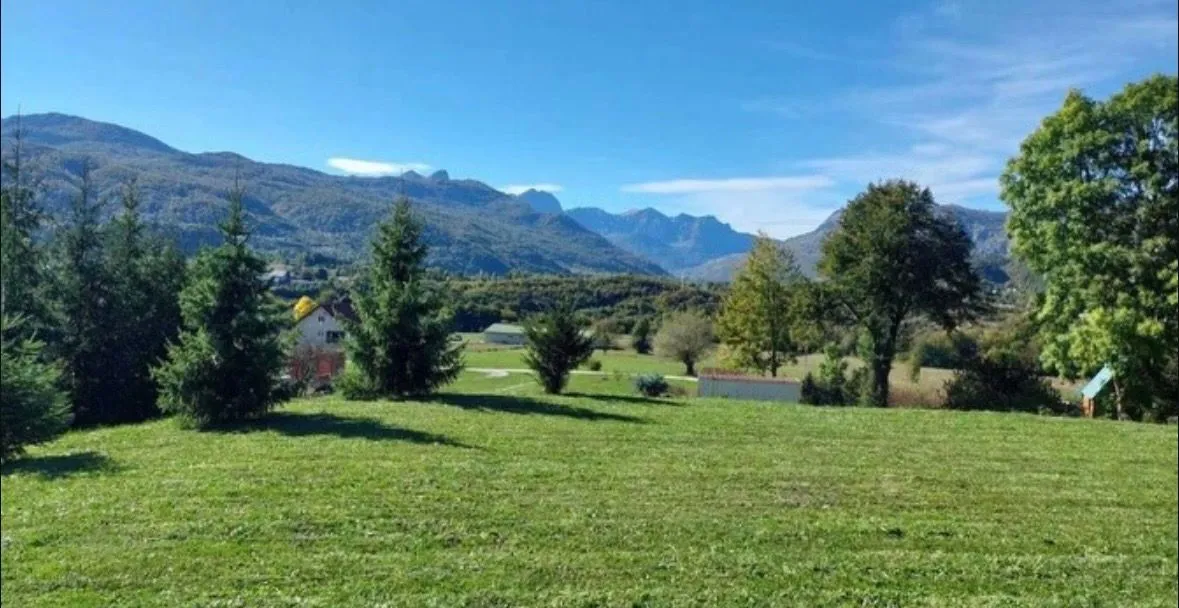 Prodaja, plac, 2000m², Centar, Kolašin