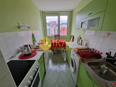 Izdavanje, trosoban stan, 72m², Savski Trg, Beograd - image 6