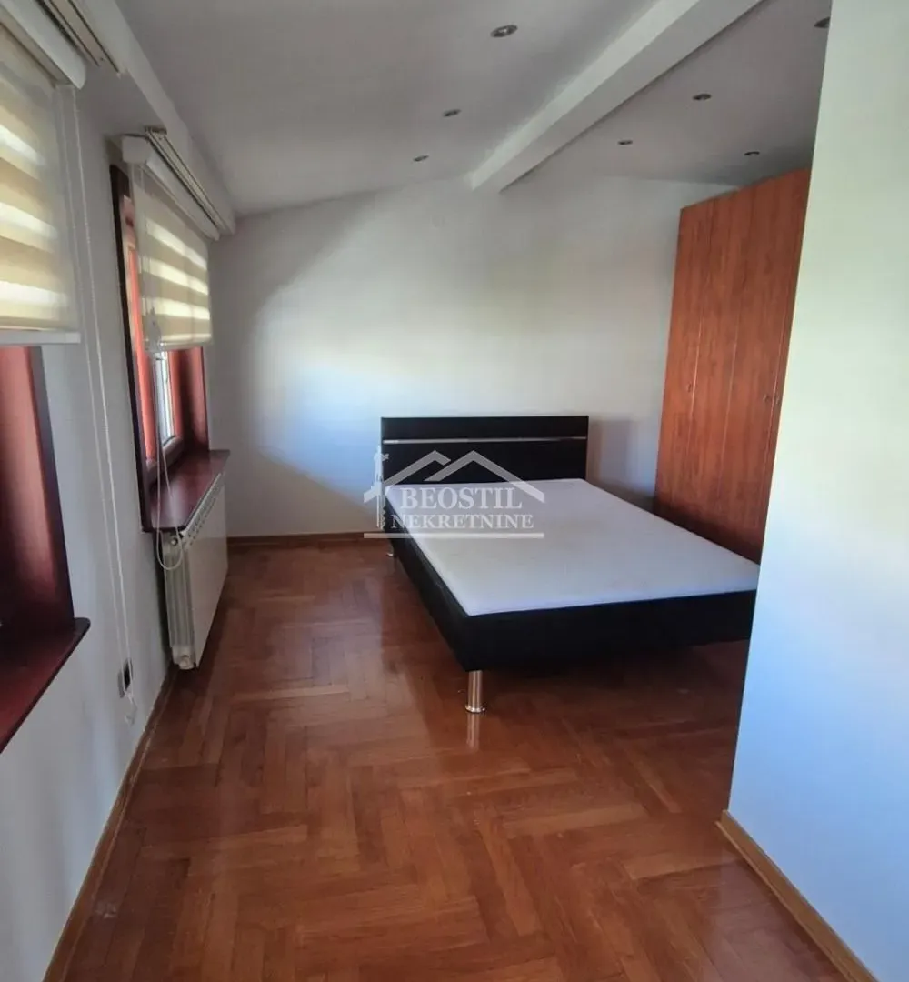 Rent, house, 319m², Julino Brdo, Beograd