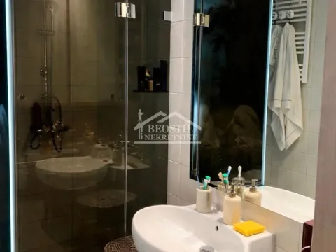 Sale, two bedroom apartment, 83m², Vračar Centar, Vračar Sve Podlokacije - image 3