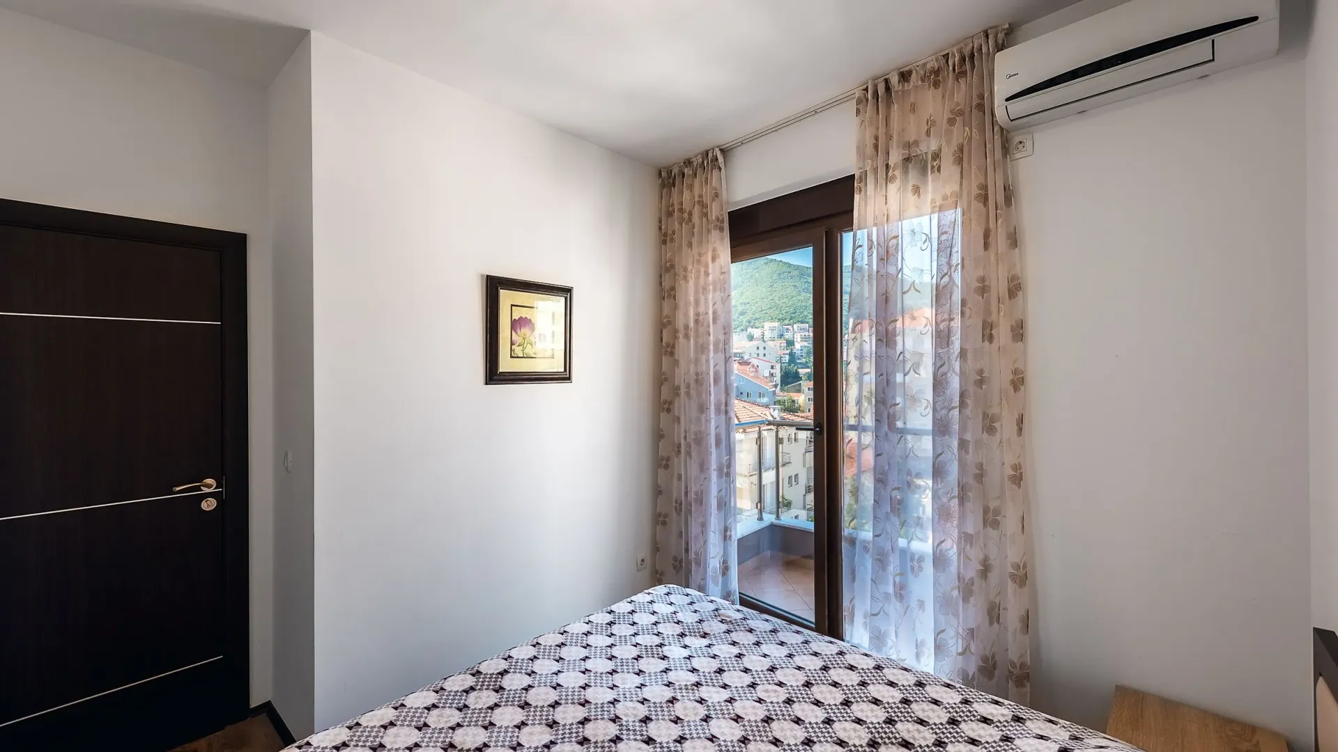 Rent, three bedroom apartment, 60m², Budva, Crna Gora