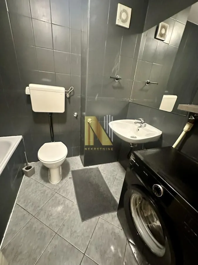 Izdavanje, dvosoban stan, 50m², Grbavica, Novi Sad Sve Podlokacije