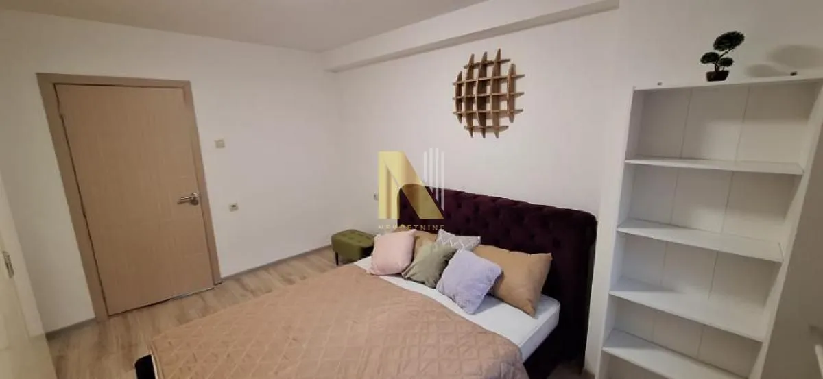 Izdavanje, dvosoban stan, 51m², Bulevar Oslobodjenja, Novi Sad Sve Podlokacije