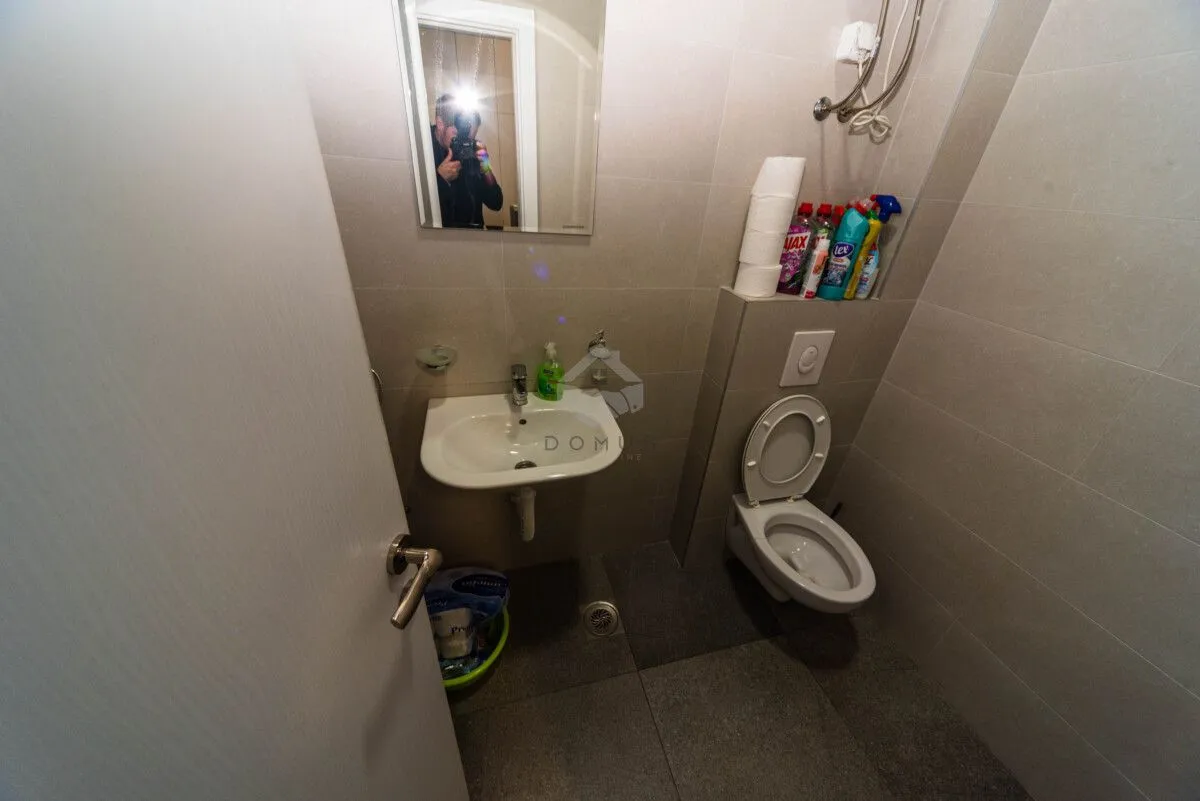 Sale, office space, 93m², Zabjelo, Podgorica