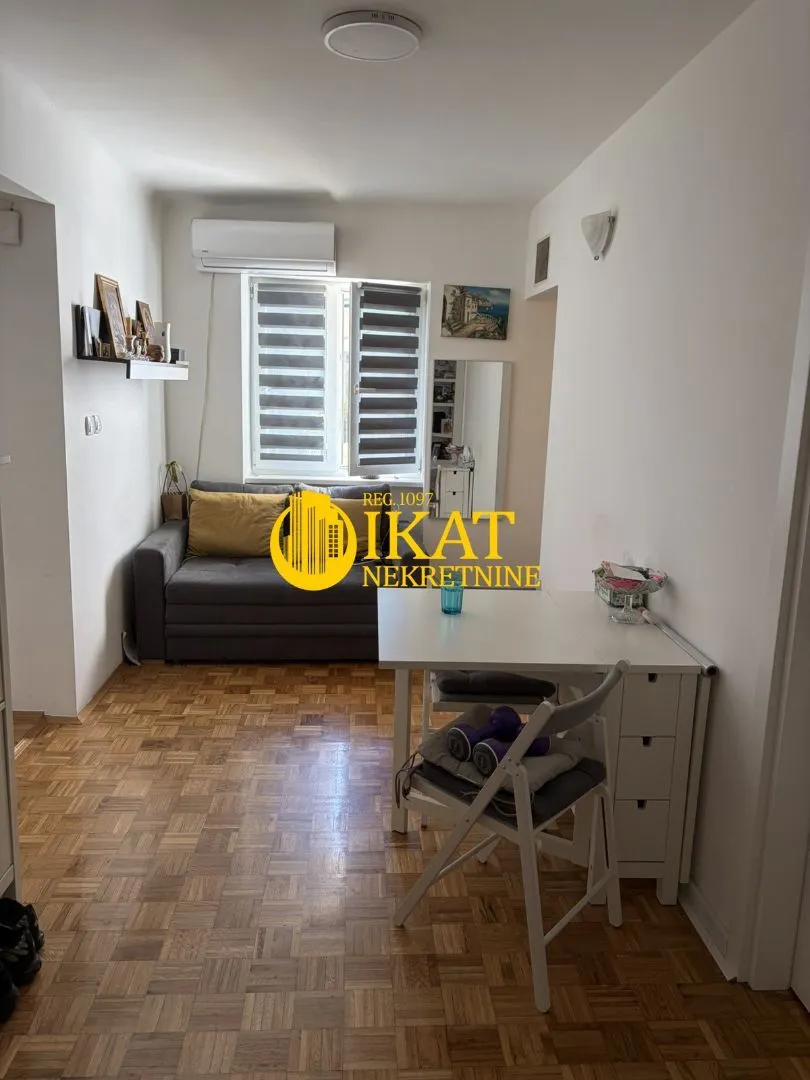 Sale, two bedroom apartment, 44m², Stari Grad, Beograd