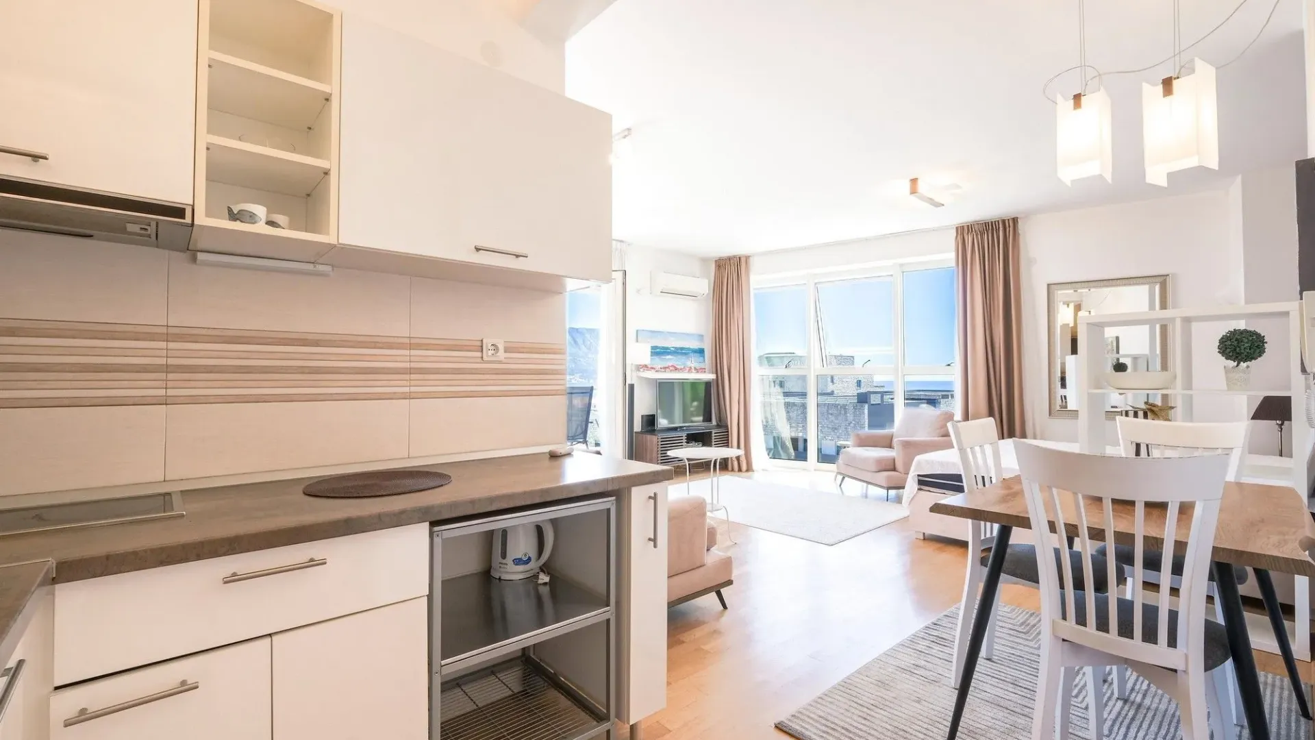 Prodaja, dvosoban stan, 75m², Budva, Crna Gora