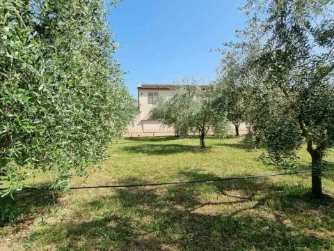 Izdavanje, kuća, 75m², Lastva Grbaljska, Kotor - image 21