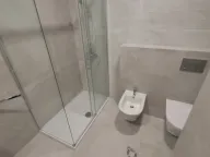 Izdavanje, dvosoban stan, 72m², Central Point, Podgorica - image 10