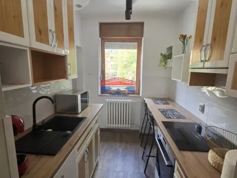 Izdavanje, dvosoban stan, 50m², Grbavica, Novi Sad Sve Podlokacije - image 7