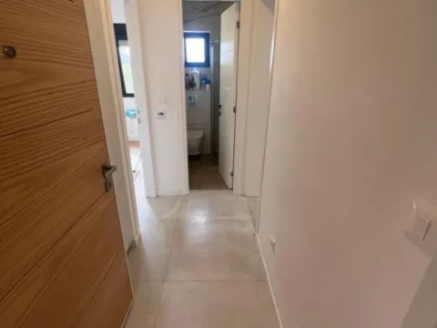 Izdavanje, jednosoban stan, 45m², Blok 6, Podgorica - image 2