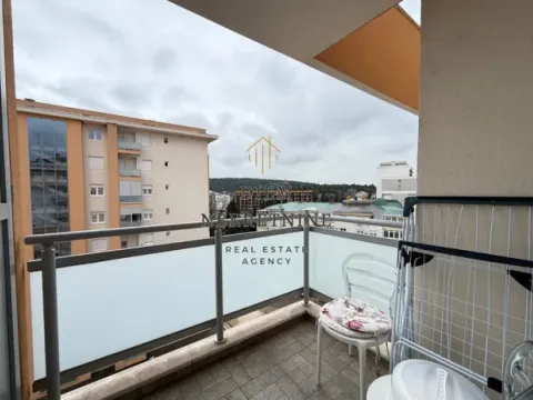 Sale, two bedroom apartment, 63m², City Kej, Podgorica - image 2