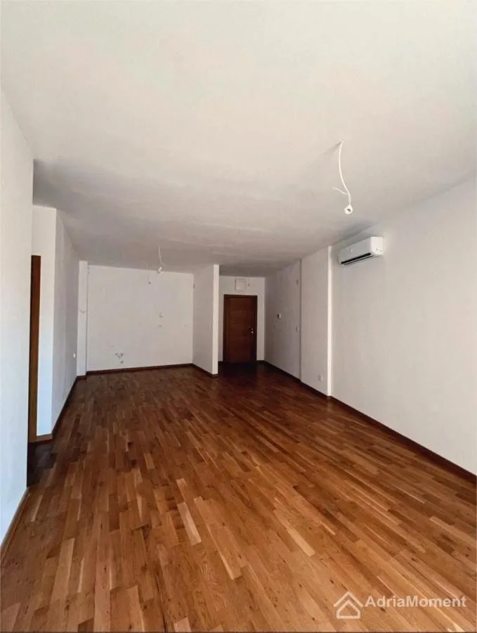 Sale, two bedroom apartment, 62m², Bečići, Budva