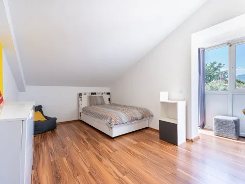 Rent, three bedroom apartment, 130m², Kalimanj, Tivat - image 4