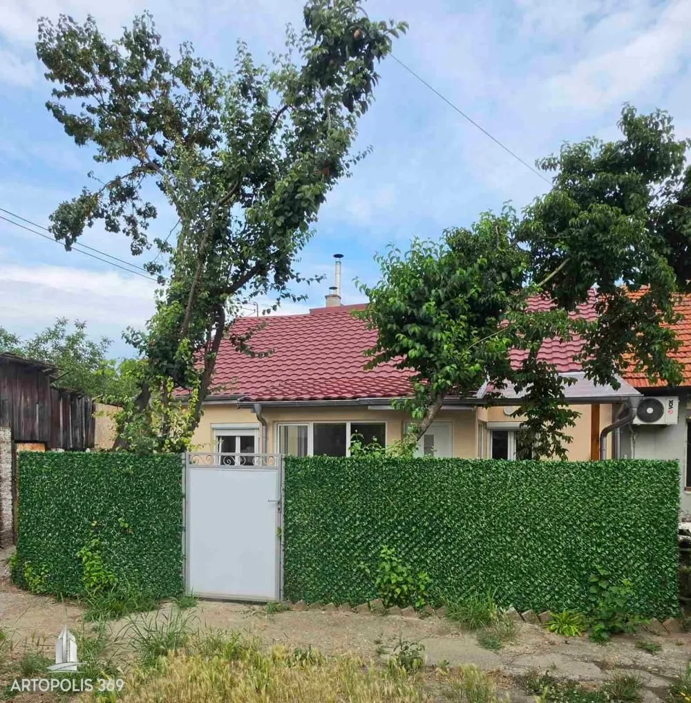 Sale, three bedroom apartment, 52m², Bogoslovija, Palilula Sve Podlokacije
