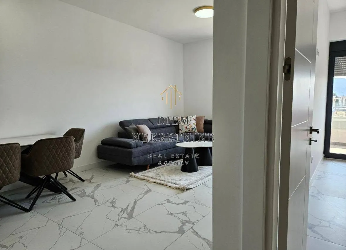 Rent, one bedroom apartment, 55m², Ilino, Bar