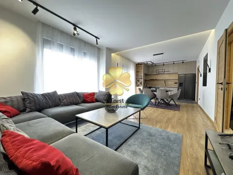 Rent, house, 190m², Tološi, Podgorica - image 4