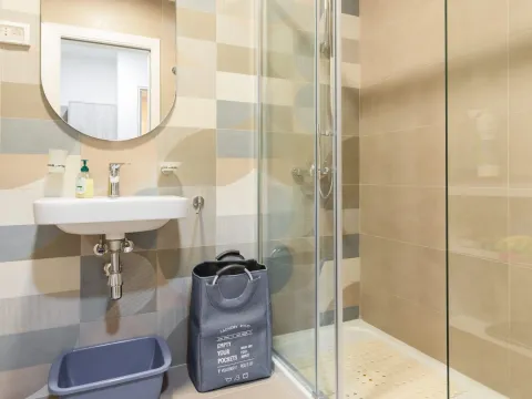 Rent, one bedroom apartment, 48m², Pobrežje, Podgorica - image 11