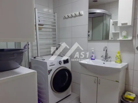 Izdavanje, četvorosoban stan, 120m², Telep, Novi Sad Sve Podlokacije - image 8