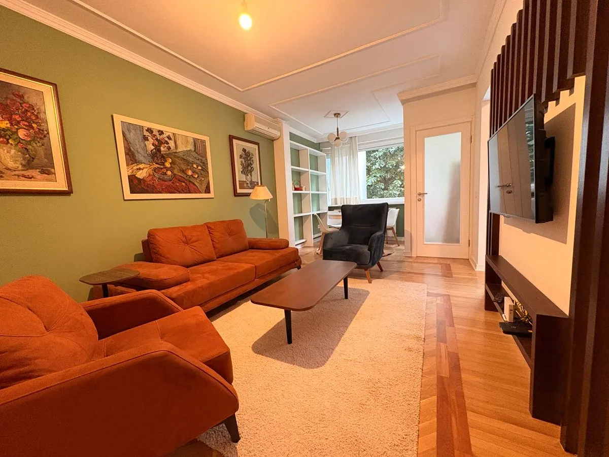 Rent, two bedroom apartment, 42m², Crveni Krst, Beograd