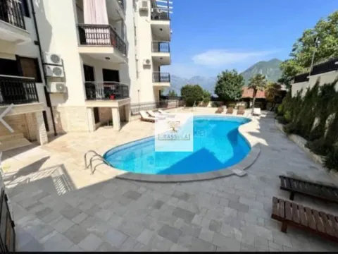 Prodaja, dvosoban stan, 95m², Kotor, Crna Gora