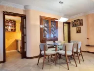 Izdavanje, četvorosoban stan, 100m², Beograd, Srbija - image 4