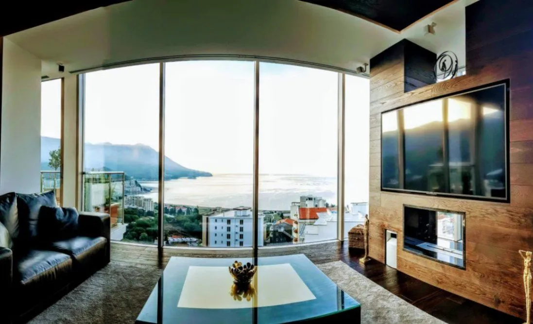 Sale, two bedroom apartment, 168m², Bečići, Budva