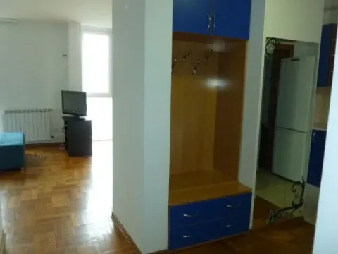 Izdavanje, dvosoban stan, 72m², Palilulska Pijaca, Palilula Sve Podlokacije - image 4