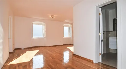Prodaja, kuća, 320m², Dražin Vrt, Kotor - image 14