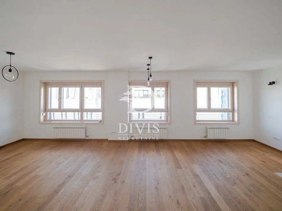 Sale, four bedroom apartment, 128m², Vračar Hram, Vračar Sve Podlokacije
