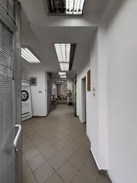 Rent, office space, 450m², Medijana, Niš - image 5