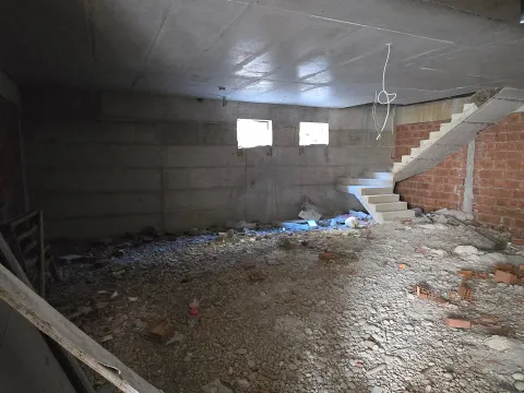 Prodaja, trosoban stan, 112m², Kruševac, Podgorica - image 12