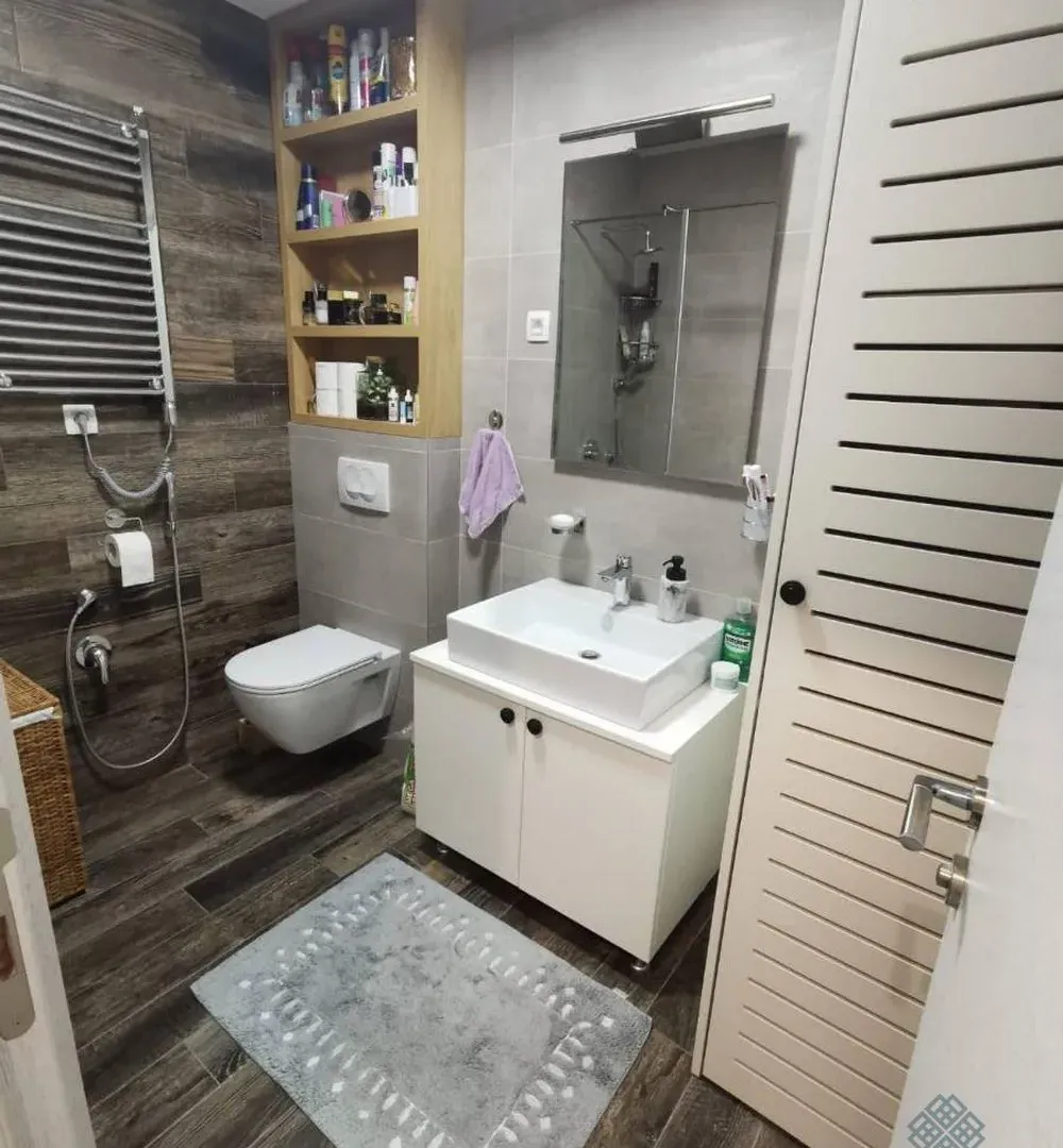 Prodaja, jednosoban stan, 61m², Dobrota, Kotor