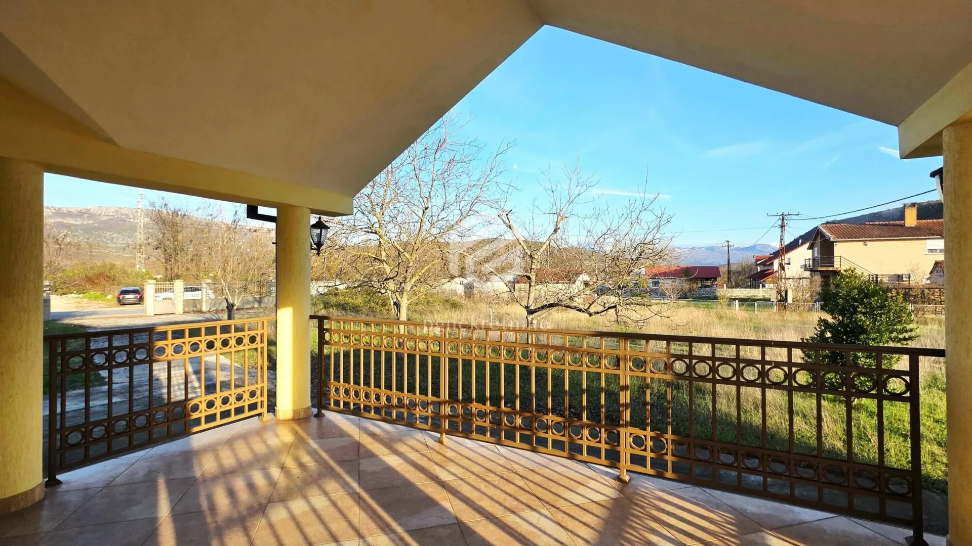 Izdavanje, kuća, 170m², Spuž, Danilovgrad