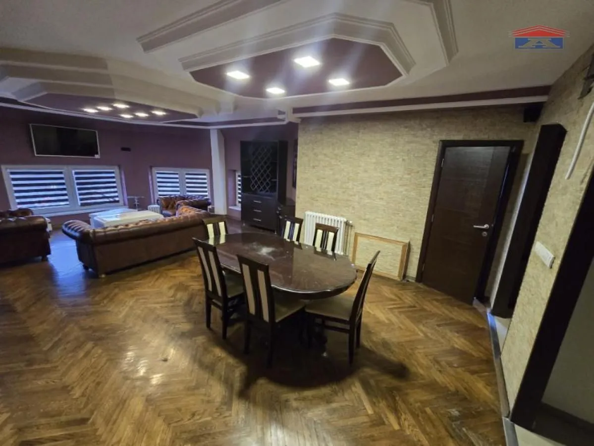 Prodaja, četvorosoban stan, 107m², Bulevar Oslobodjenja, Novi Sad Sve Podlokacije
