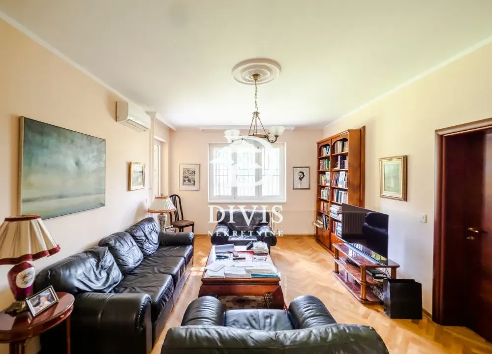 Prodaja, trosoban stan, 98m², Dedinje Sve Podlokacije, Beograd