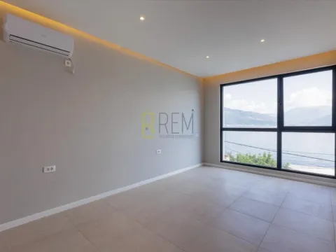 Sale, house, 200m², Krašići, Tivat - image 18