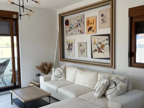 Rent, two bedroom apartment, 73m², Donja Lastva, Tivat - image 2