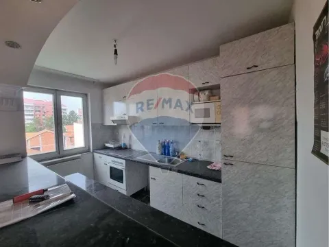 Prodaja, trosoban stan, 81m², Crveni Pevac, Niš - image 13