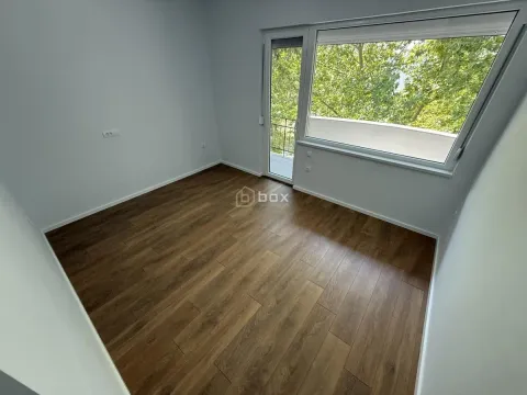 Prodaja, trosoban stan, 71m², Pantelej, Niš - image 8