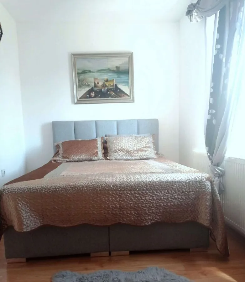 Prodaja, dvosoban stan, 52m², Bulevar Oslobodjenja, Novi Sad Sve Podlokacije