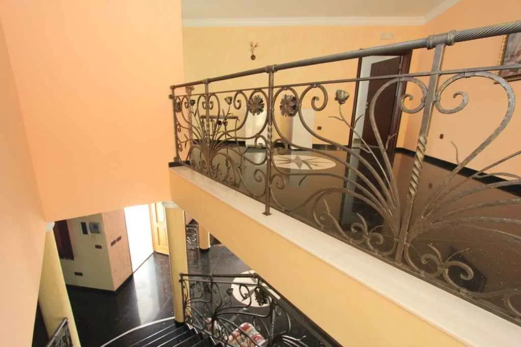 Prodaja, kuća, 560m², Petrovac, Budva