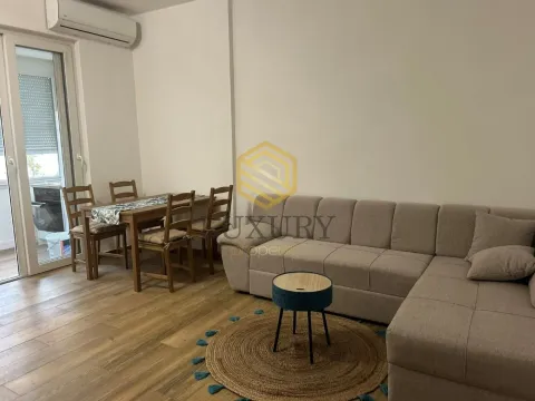 Rent, two bedroom apartment, 68m², Stari Aerodrom, Podgorica - image 12
