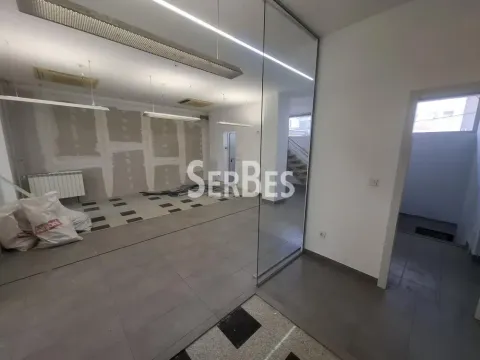 Rent, office space, 400m², Bulevar Oslobodjenja, Novi Sad Sve Podlokacije - image 5