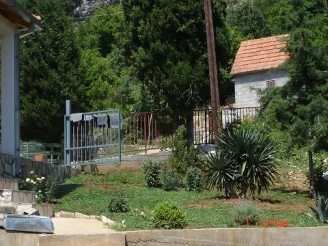 Prodaja, kuća, 165m², Kuči, Podgorica - image 5