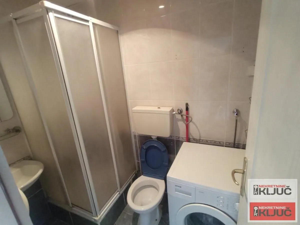Prodaja, jednosoban stan, 30m², Nova Detelinara, Novi Sad Sve Podlokacije