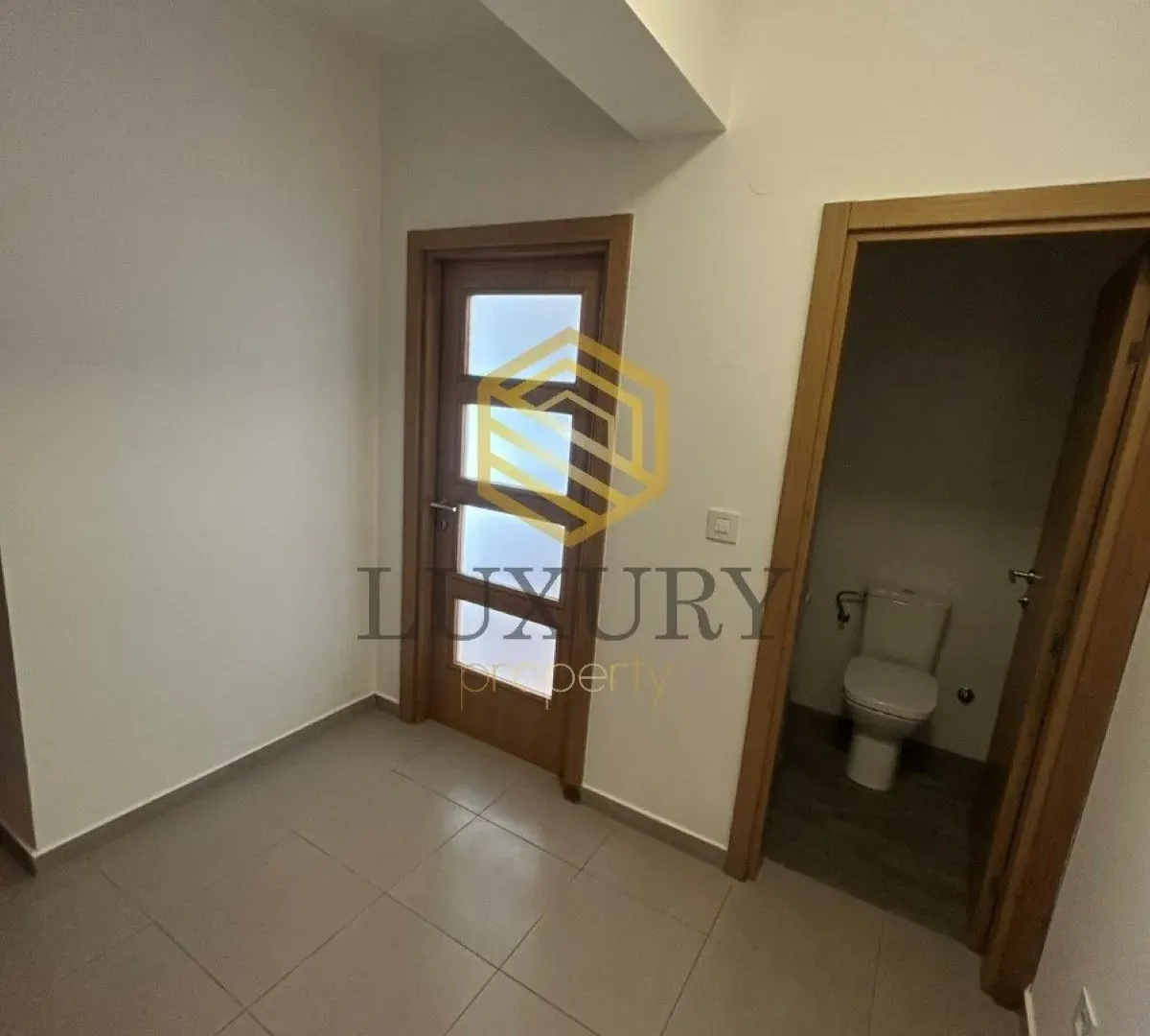 Rent, office space, 65m², Stari Aerodrom, Podgorica