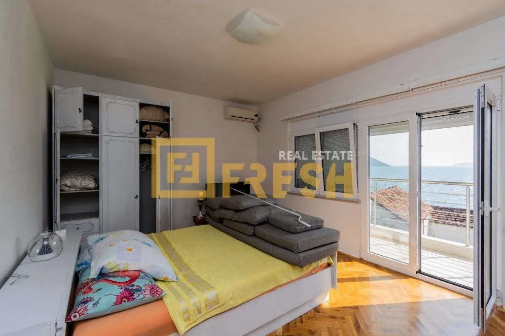 Prodaja, kuća, 200m², Herceg Novi, Crna Gora