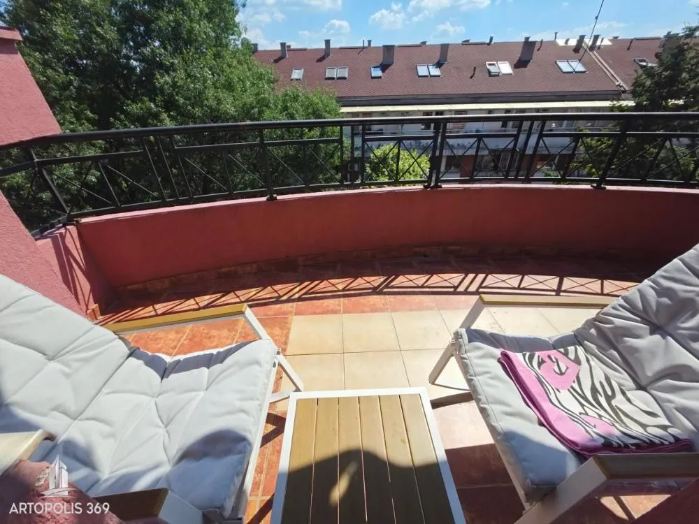 Prodaja, četvorosoban stan, 163m², Uciteljsko Naselje, Zvezdara Sve Podlokacije